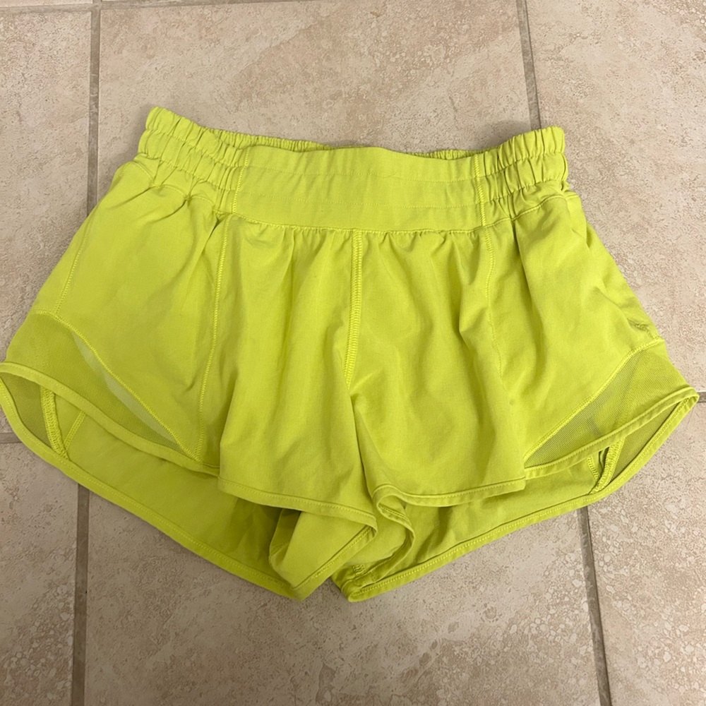 Lululemon Hotty Hot shorts | size 4